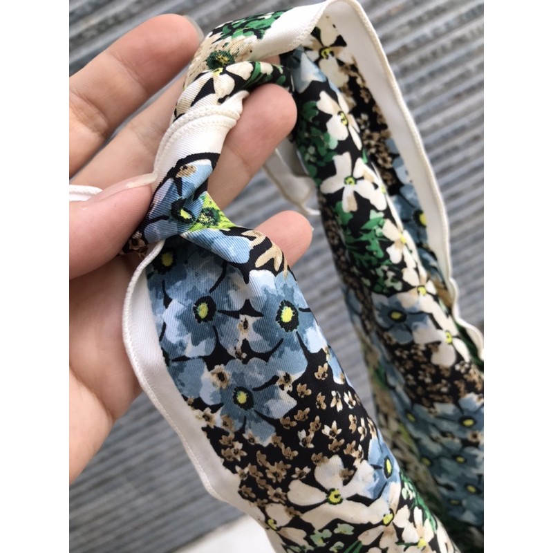 Sale off- Khăn cổ H&M