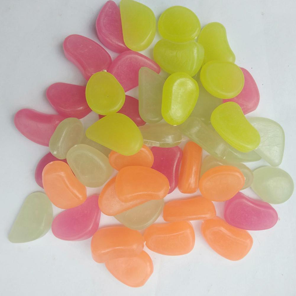 Viên đá cuội dạ quang trang trí bể cá đẹp mắt