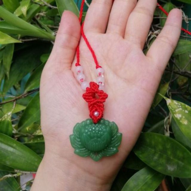 Dây chuyền chỉ đỏ phối mặt sen ngọc