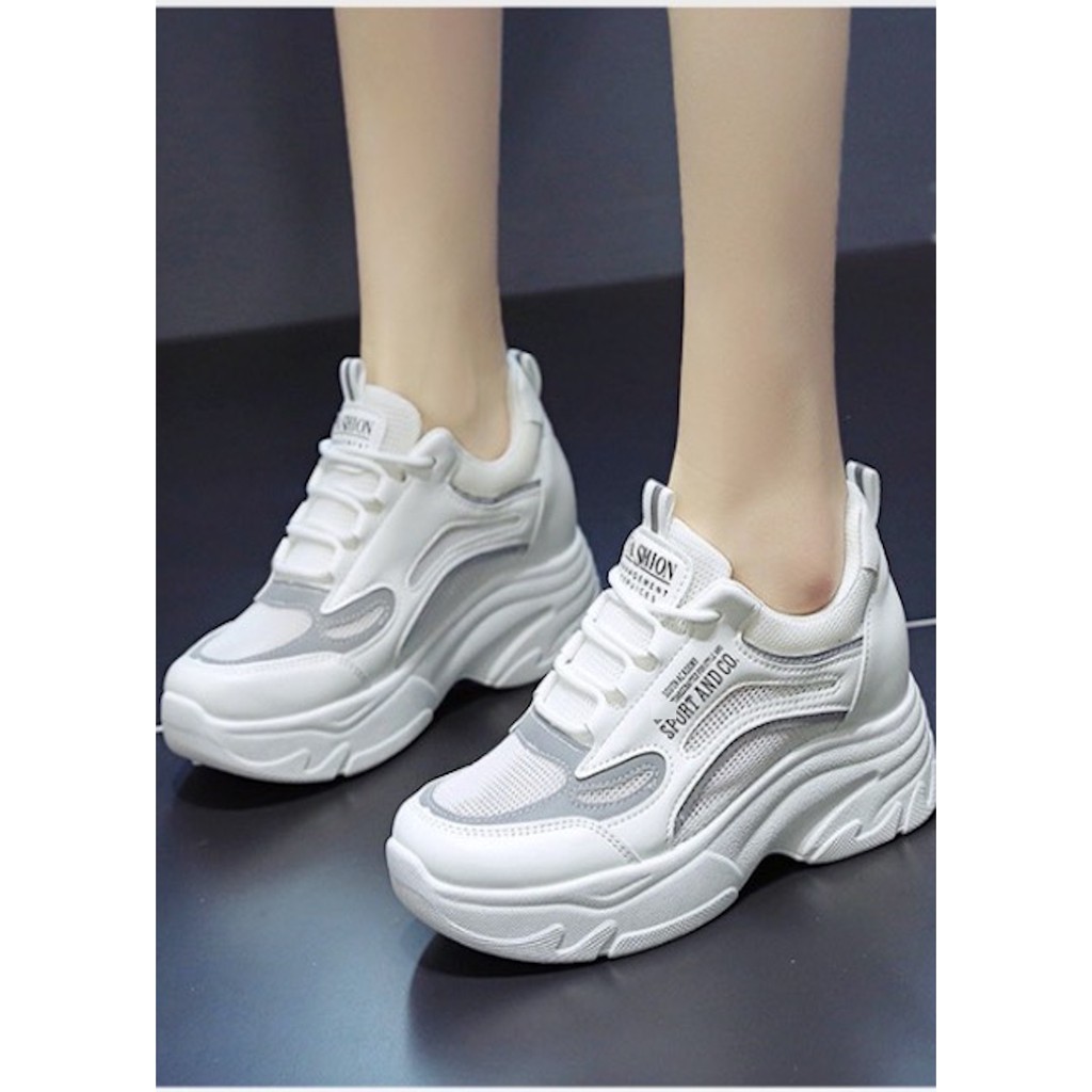 Giày SNK độn 7p cao cấp siêu mềm màu trắng