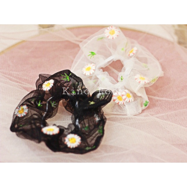 Cột Tóc, Buộc Tóc Scrunchie Thêu Hoa Cúc - ( Ảnh Thật)
