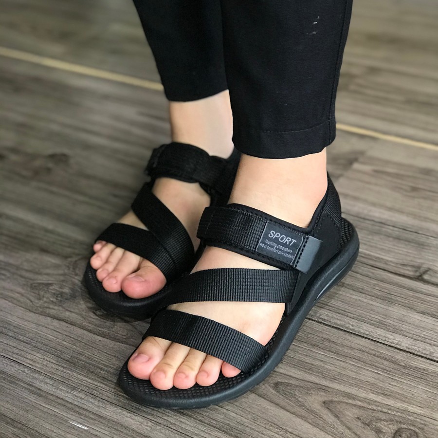 Giày sandal nữ quai chéo hiệu Rova có quai hậu cố định mang đi biển du lịch đi học RV871R