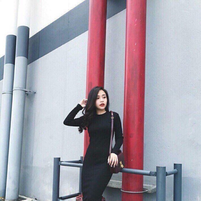 Váy len body