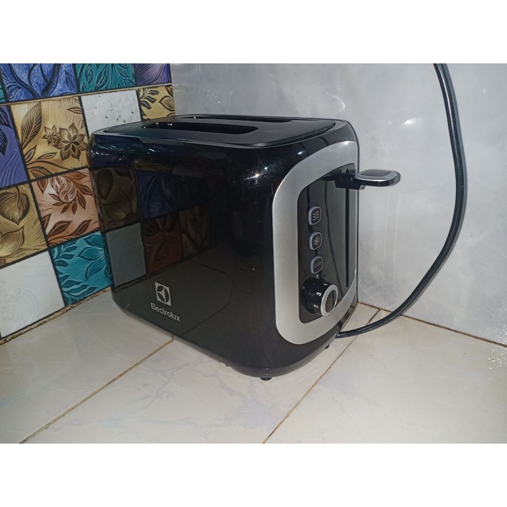 Máy nướng bánh mỳ Electrolux ETS3505