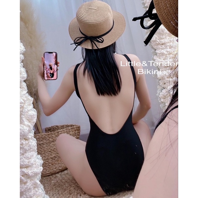 Bộ swimsuit kiểu đơn giản, khoét cao hông sexy!