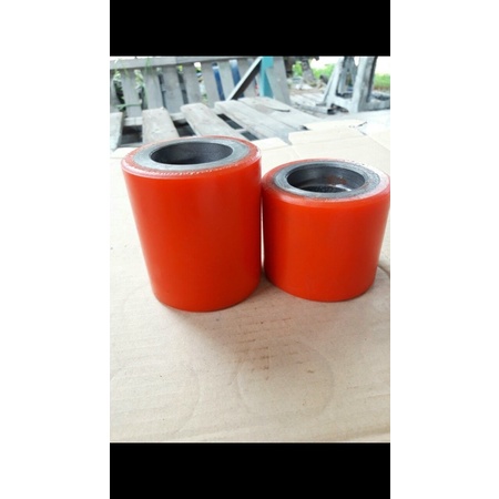 Bánh xe nâng tay PU đỏ