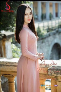 Set áo dài lụa kèm quần