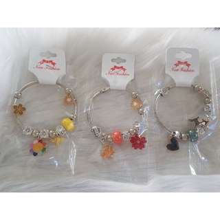 Vòng charm siêu phẩm