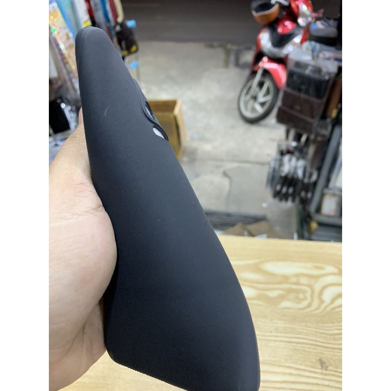 Ốp dẻo đen Vsmart Aris thời trang