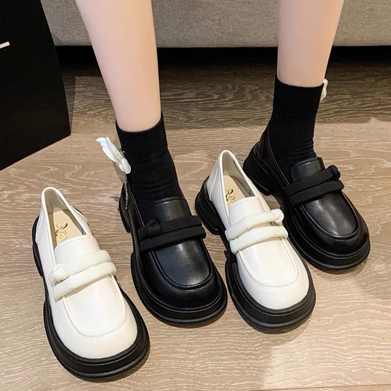 Giày oxford nữ đế khoét eo