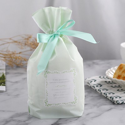 Túi bánh kẹo rút nơ - xanh dọc