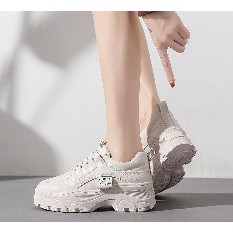 FREE SHIP GIÀY THỂ THAO TRẮNG NỮ HOT HIT HÀN QUỐC. ĐỘN ĐẾ TĂNG CHIỀU CAO 5CM FULL HỘP. | BigBuy360 - bigbuy360.vn