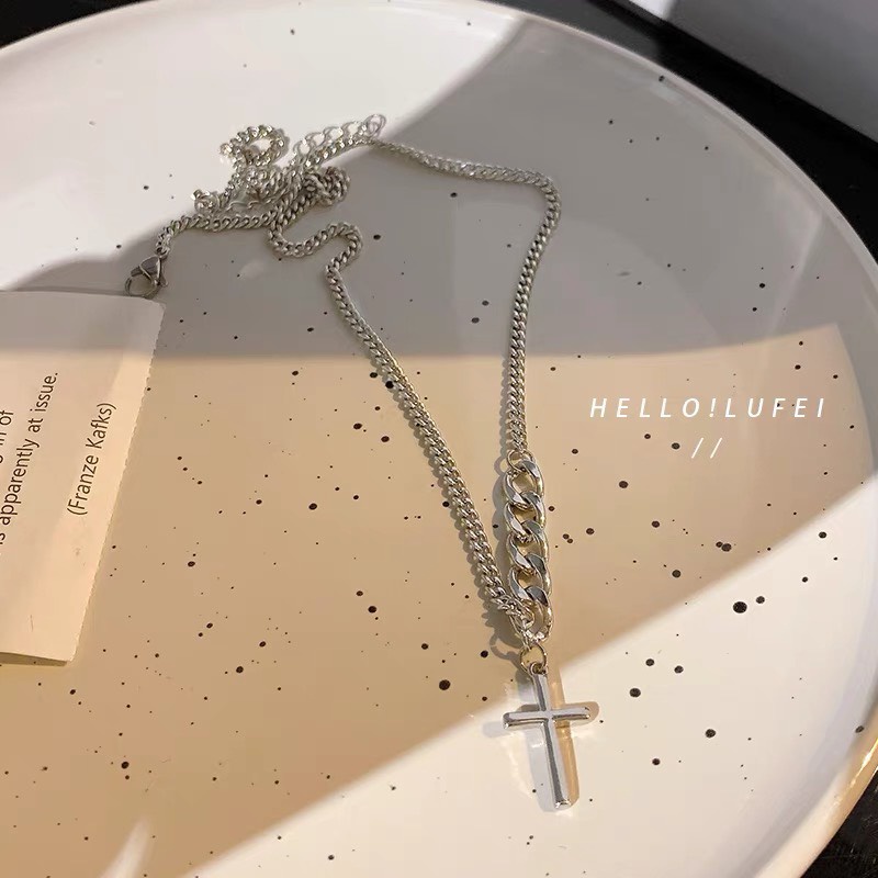 Dây chuyền màu bạc chữ Thập Unisex phối mắt xích Vòng cổ đơn giản cá tính