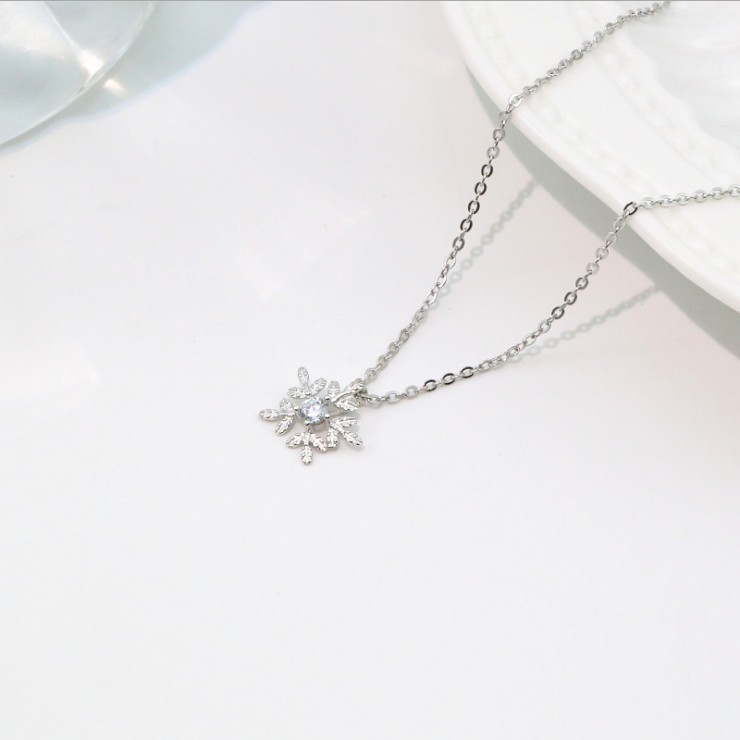 Vòng cổ bạc 925 Luminous "SNOWY"