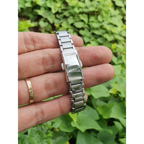 Đồng hồ nữ Citizen Eco drive chính hãng cũ