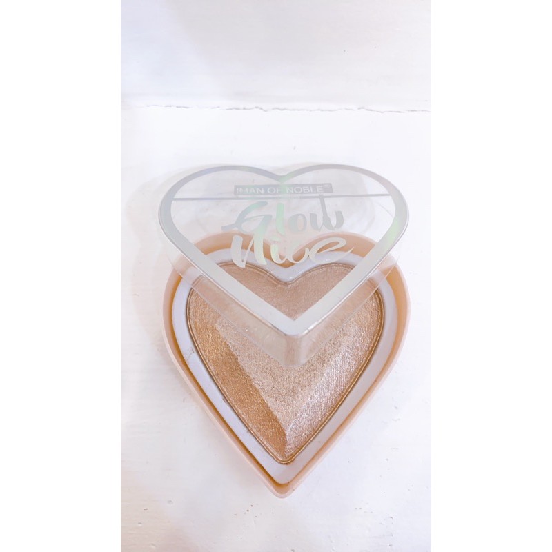 🔰 [GIÁ TỐT] 🔰 PHÂN NHŨ BẮT SÁNG BLUSHING HEARTS IMAN OF NOBLE HIGHLIGHTER ✅ | BigBuy360 - bigbuy360.vn