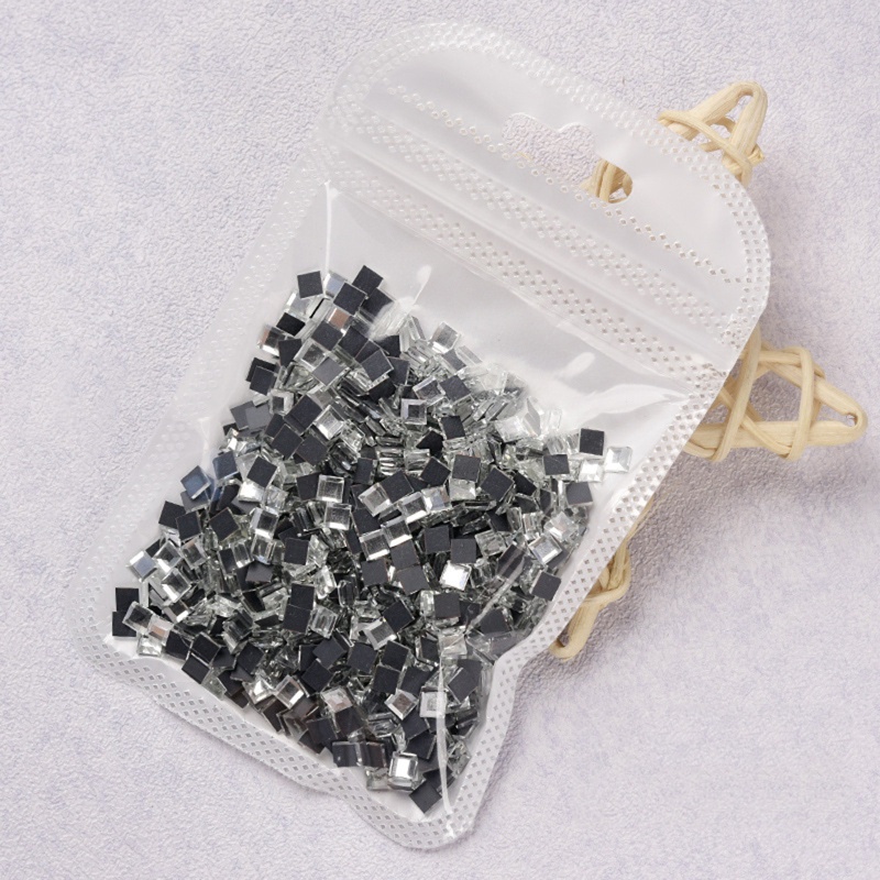 Set 1000 Phụ Kiện Đính Trang Trí Móng Tay 3D DIY Xinh Xắn