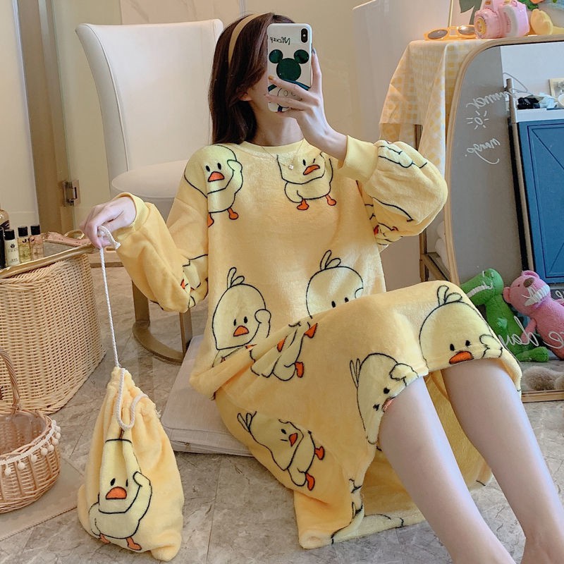 Váy ngủ nữ lông cừu màu san hô mùa thu đông MM200 catties dài dày cỡ lớn tay đồ vải nỉ mặc nhà