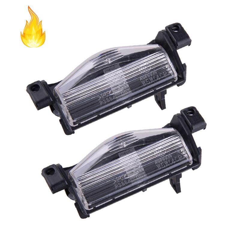 Set 2 ốp đèn biển số xe ô tô Mazda 2 3 M2 M3 2011-2013 BP4K-51-274 BBM4-51-274 BS1E-51-274
