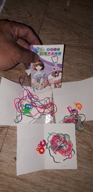 Sét 4 bộ thắt nơ móc khóa