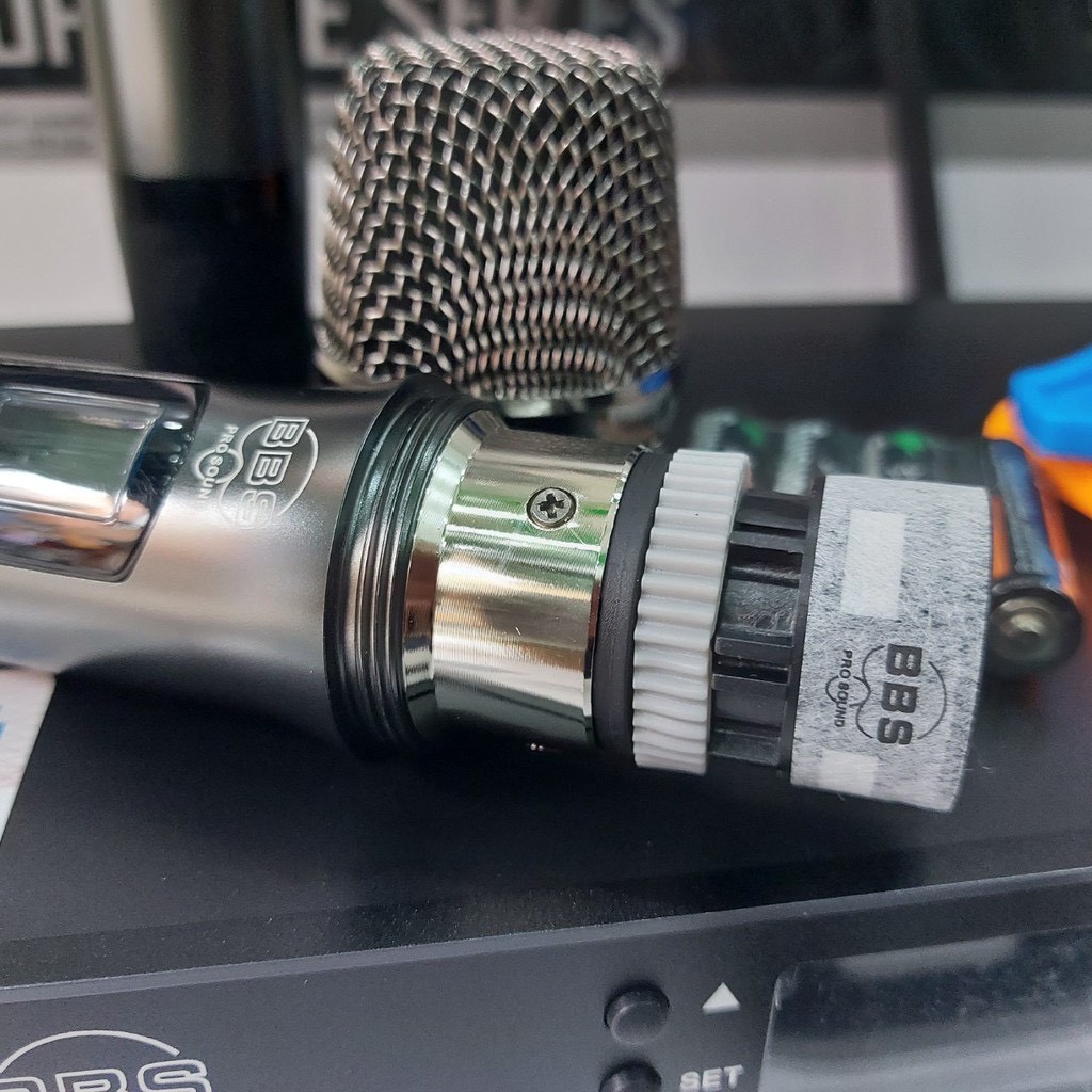 Micro không dây karaoke k868