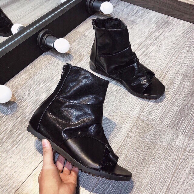 [Ảnh thật] Bốt Nữ Cao Cổ Xỏ Ngón Hở Mũi | BigBuy360 - bigbuy360.vn