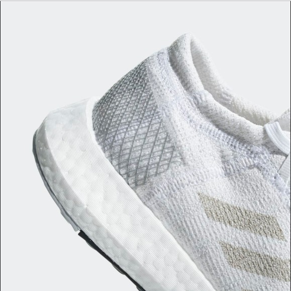 Giày thể thao Adidas Pure boost Go (trắng)