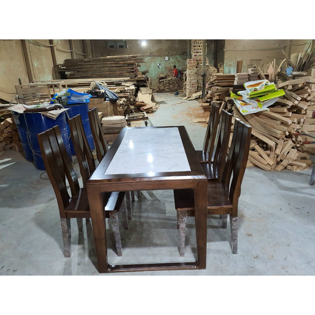 Bàn ăn mặt đá chân khung | BigBuy360 - bigbuy360.vn