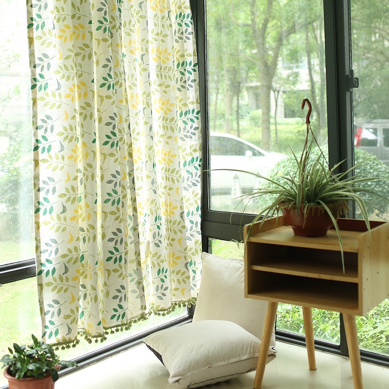 Rèm Dán Ngang Có Ren Hoạ Tiết Nhánh Lá Và Chim