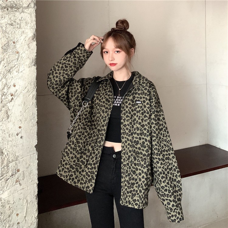 Áo khoác họa tiết da beo cá tính ( Mặc được 2 mặt luôn ạ)