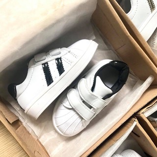 Giày thể thao trẻ em Adidas Supper Star đen E05