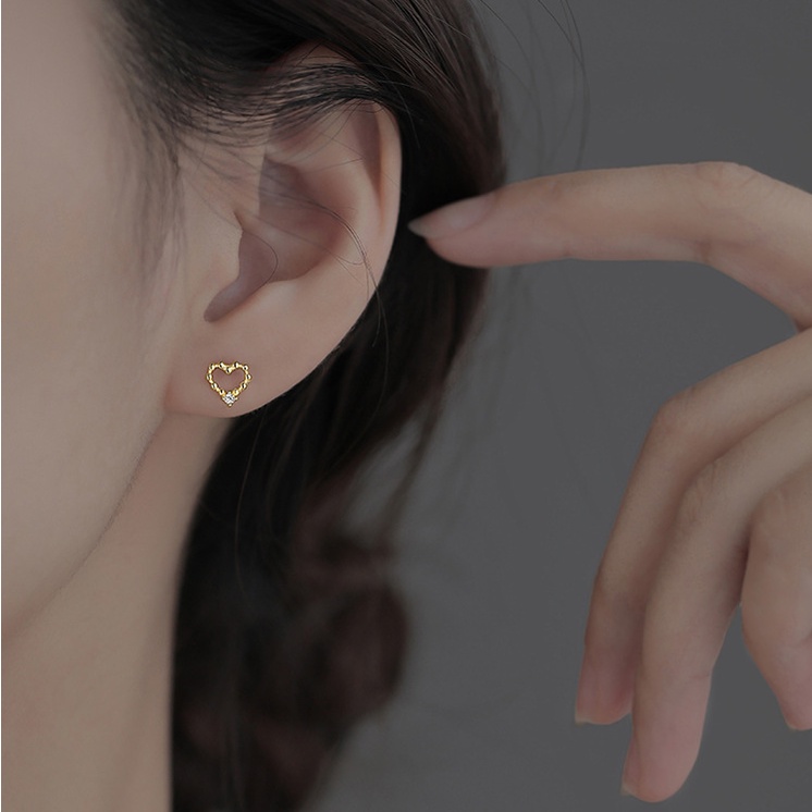 Bông Tai Mạ Bạc 925 Đính Đá Zircon Hình Trái Tim Đơn Giản Xinh Xắn Cho Nữ