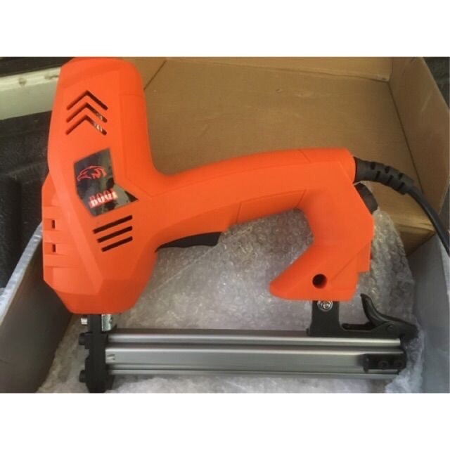 Súng bắn đinh bê tông St18