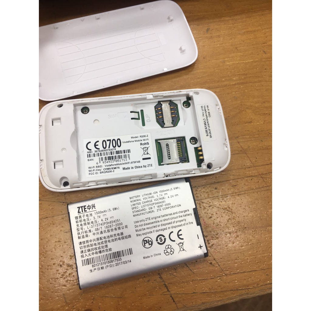 Bộ phát Wifi 3G Vodafone R206-Z, tốc độc tối đa là 21.6Mbps, hỗ trợ 5 user | BigBuy360 - bigbuy360.vn
