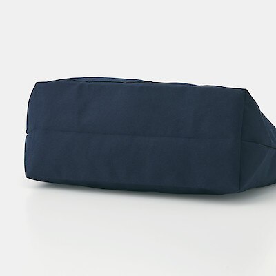 TÚI TOTE DÁNG RỘNG CHỐNG BÁM NƯỚC CÓ THỂ GẤP GỌN MUJI chính hãng