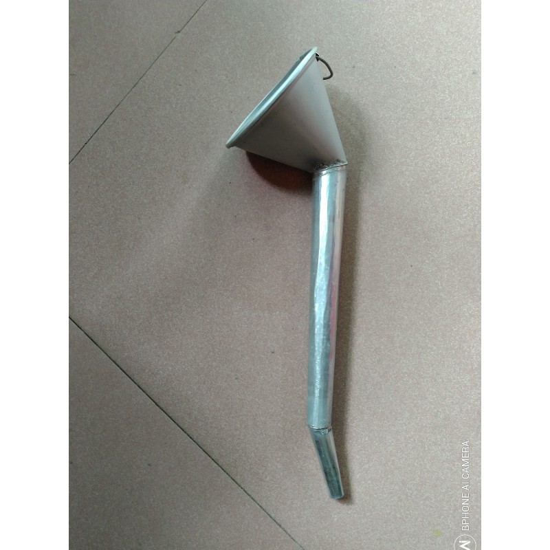 Phễu rót dầu xe máy