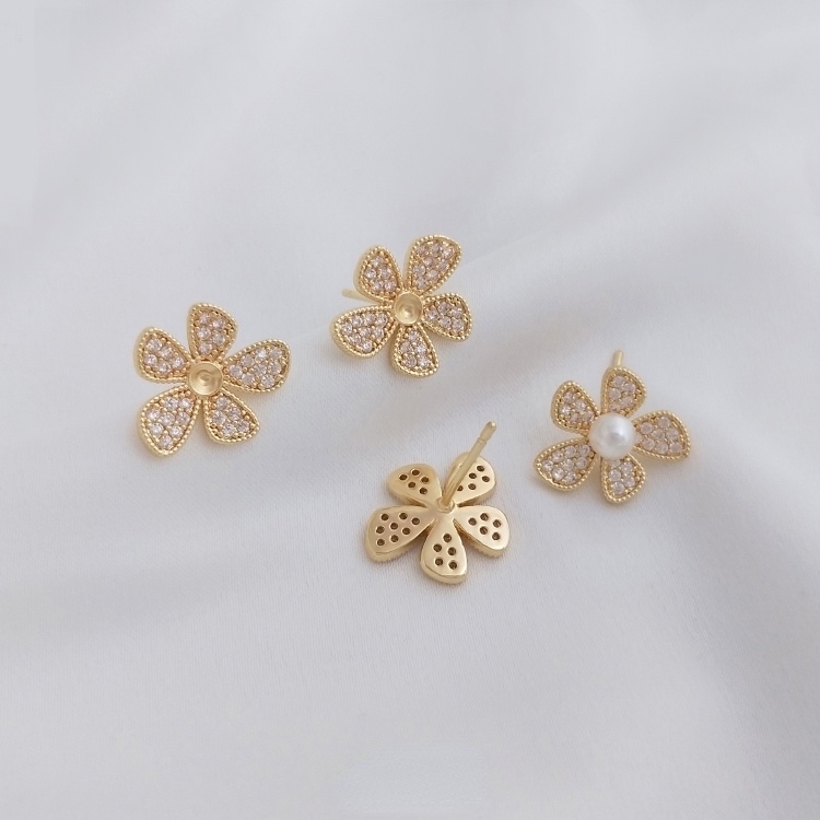 Giá Đỡ Bông Tai Mạ Vàng 14K Đính Đá Zircon Hình Bông Hoa Nhỏ Xinh Xắn diy
