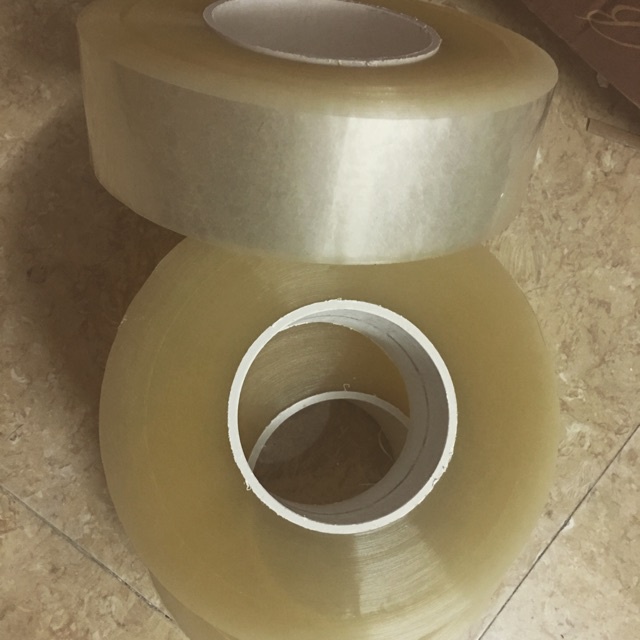 Băng dính đóng hàng 400g lõi siêu mỏng 3mm màu trong