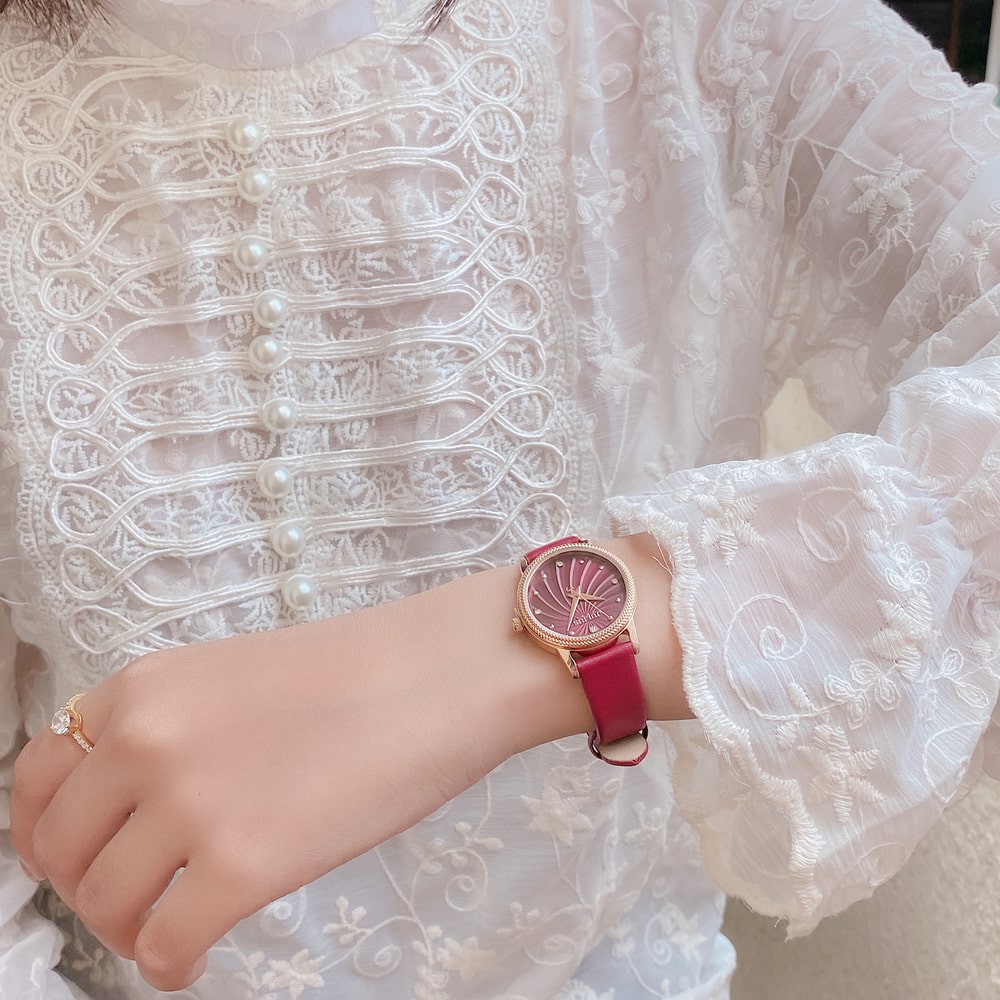[Julius Official] Đồng hồ nữ Julius JA-1219 dây da đỏ