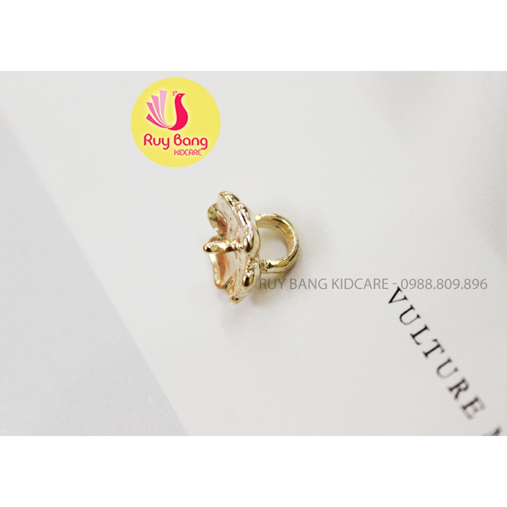 Cành lá kim loại, center đá đính hoa vải handmade