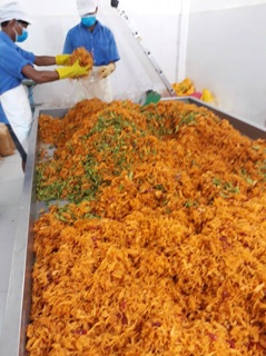 Gà khô cay