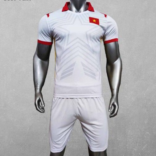 (Bộ quần áo bóng đá đội tuyển Việt Nam, 3 màu Đỏ, Trắng , Xanh Két,  vải cao cấp chất lượng cao.