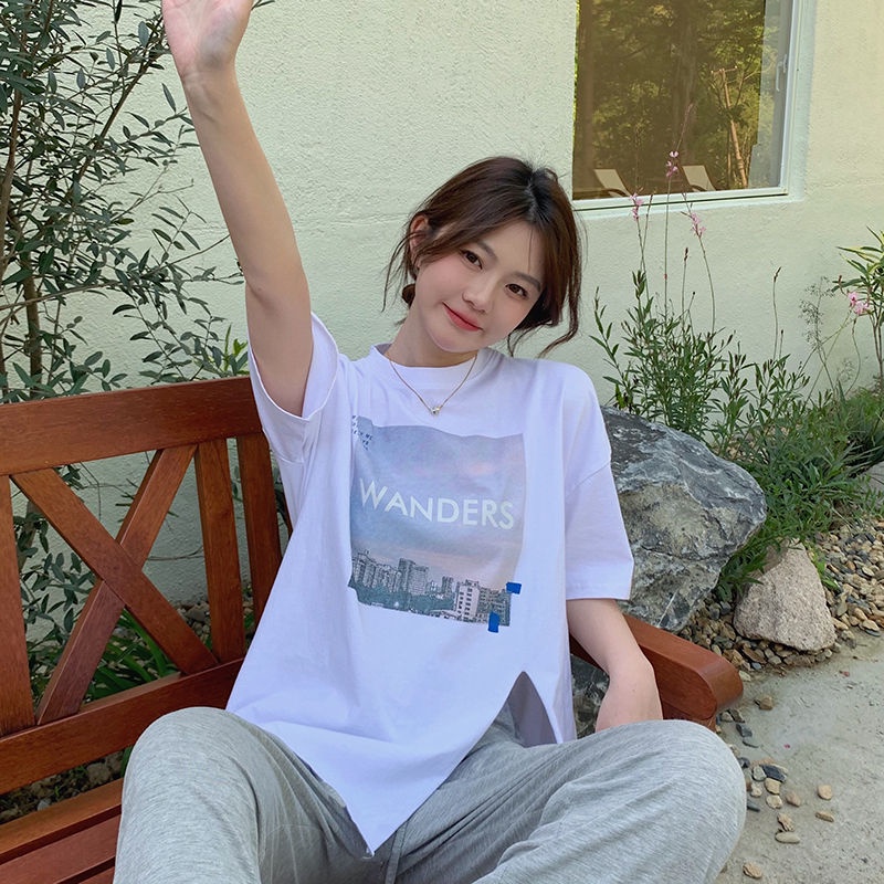 Áo thun IELGY ngắn tay xẻ tà in họa tiết phong cách Hàn Quốc dành cho nữ