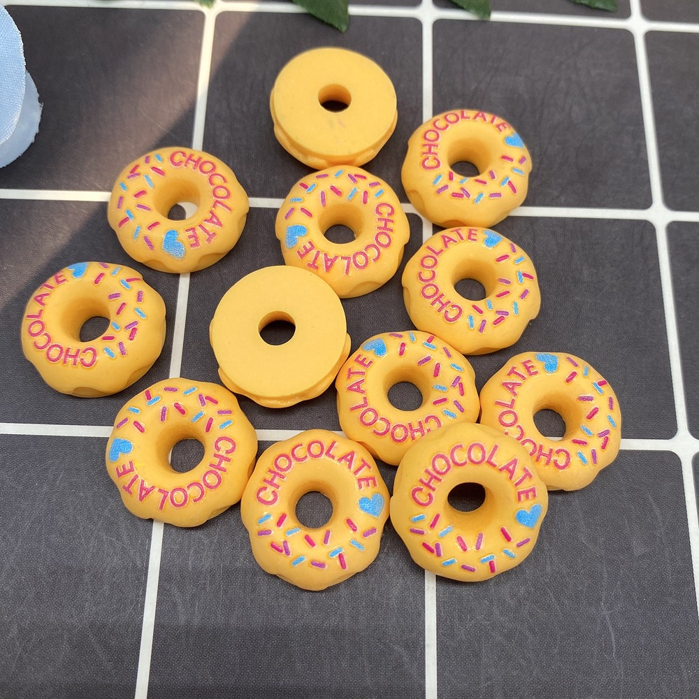 Set 10 phụ kiện trang trí điện thoại hình bánh donut bằng nhựa xinh xắn