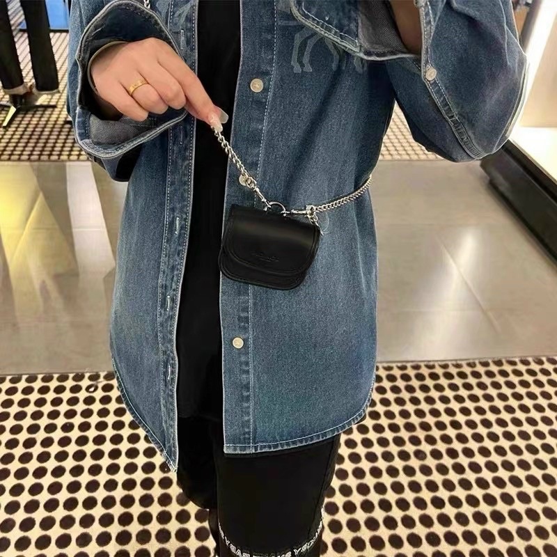 Túi đeo chéo coach Heritage tặng kèm túi nhỏ