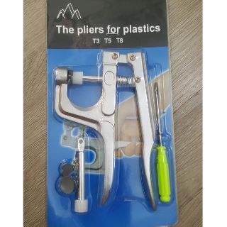 Kềm bấm nút nhựa kèm vít