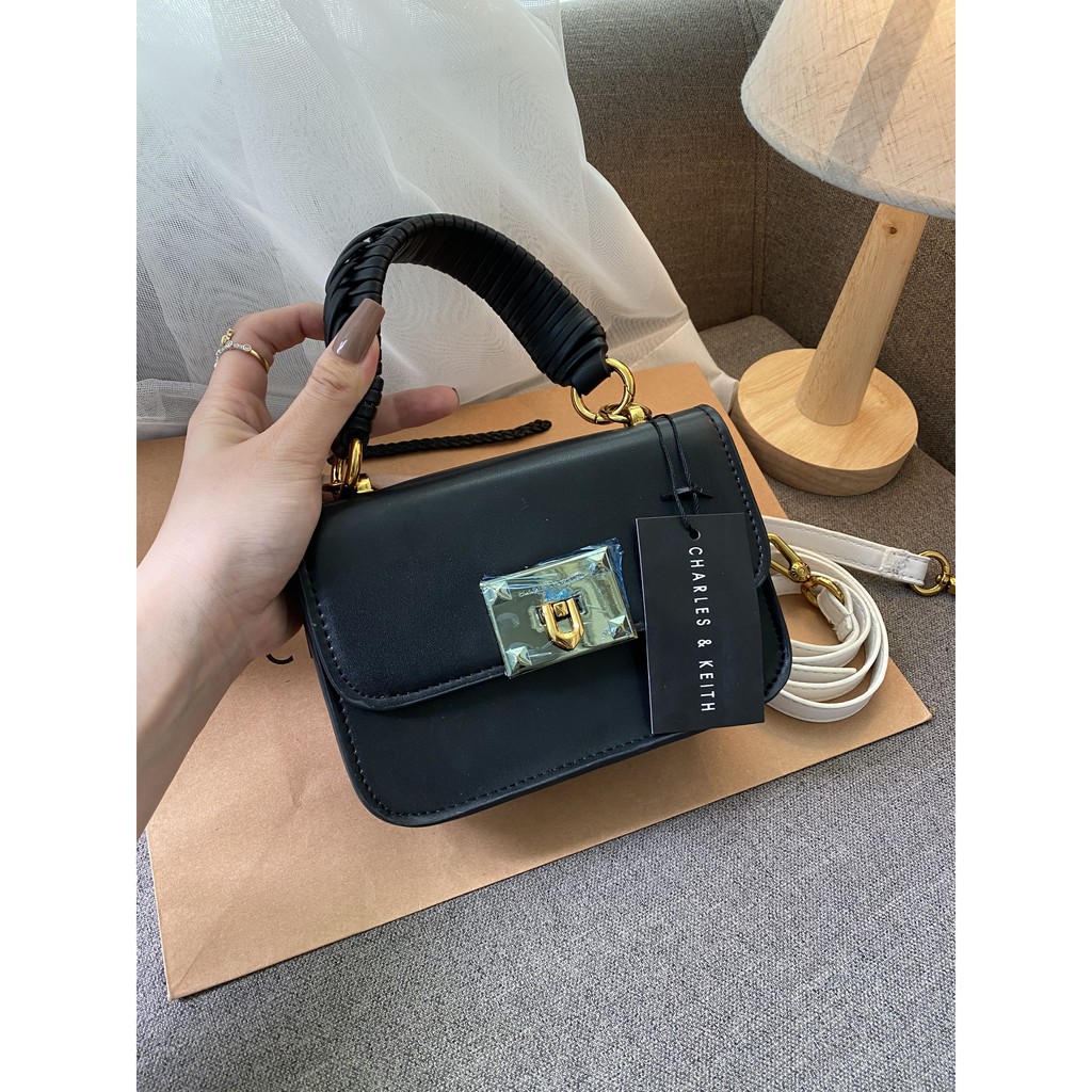 Túi xách💘𝐒𝐈𝐄̂𝐔 𝐒𝐀𝐋𝐄💘Túi 4 đinh có quai tết lạ mắt siêu hót