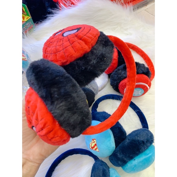 Chụp tai giữ ấm mùa đông cho bé hình Siêu nhân