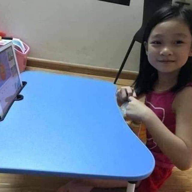 [XẢ KHO] Bàn học thông minh có khe để Ipad tiện dụng | BigBuy360 - bigbuy360.vn