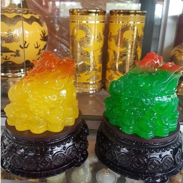 Cóc ngậm đồng xu vàng,Thiềm Thừ phong thuỷ đế xoay